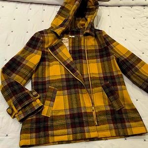 ☃️❄️✨COZY COAT EXCELLENT CONDITION POCKET PLAID SOFT LINING HOOD
